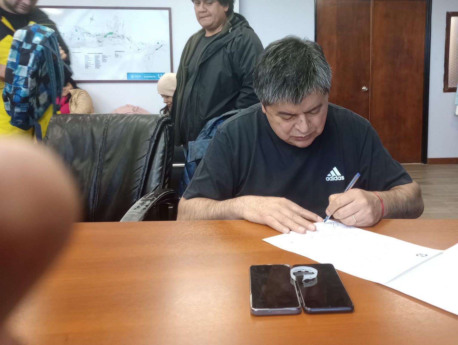 ATE vuelve a rechazar la propuesta salarial para los municipales de ...