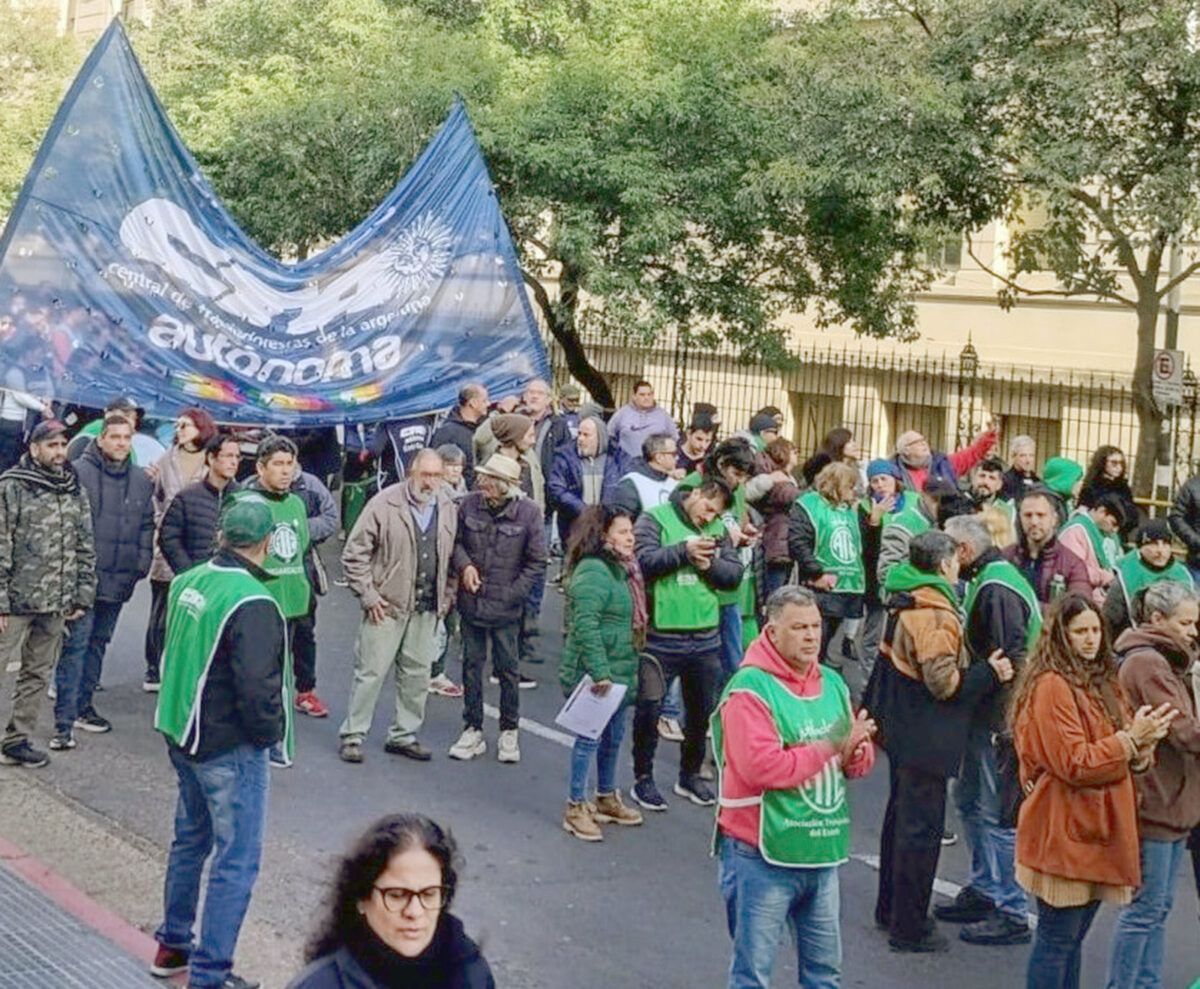 ATE Entre Ríos: Jornada provincial de lucha contra el ajuste y la ...