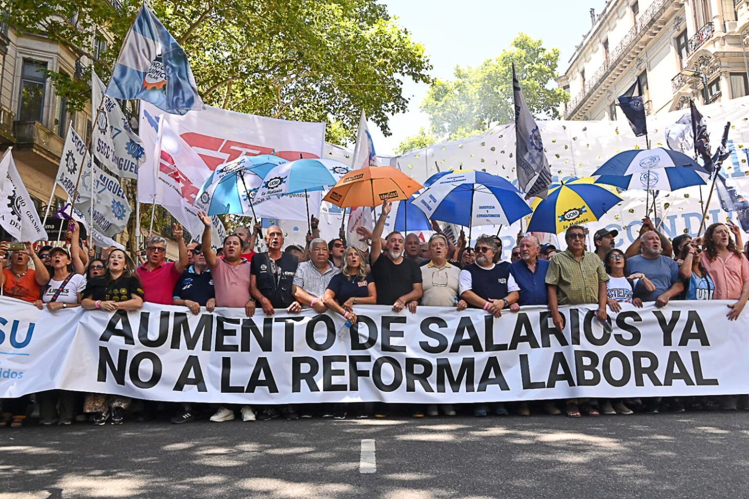 En la previa al paro de 36 horas, escala la tensión entre ATE y el ...